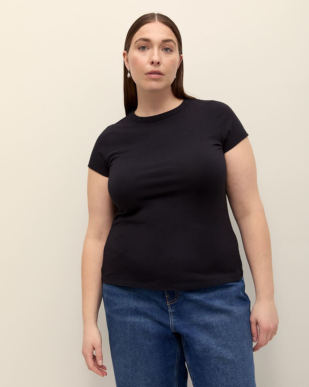 Short-Sleeve Bodycon T-Shirt - Addition Elle - PENN. Essentials