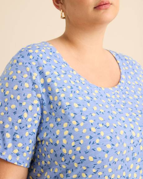 T-shirt imprim&eacute; &agrave; col rond et &agrave; manches courtes, coupe curvy