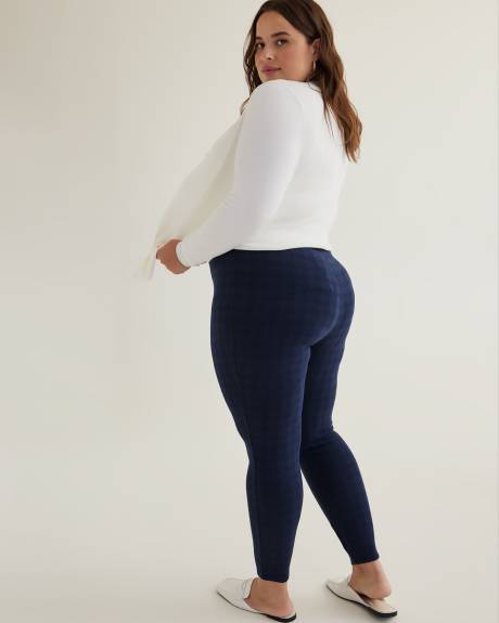 Textured Fashion Legging - PENN. Essentials