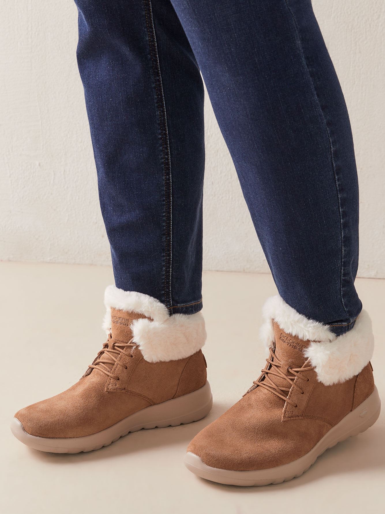 skechers on the go joy boots lace up