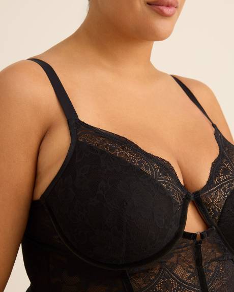 Maillot de corps cheeky noir en dentelle non doublé, avec armatures - Déesse Collection Maillot de corps cheeky noir en dentelle non doublé, avec armatures - Déesse Collection