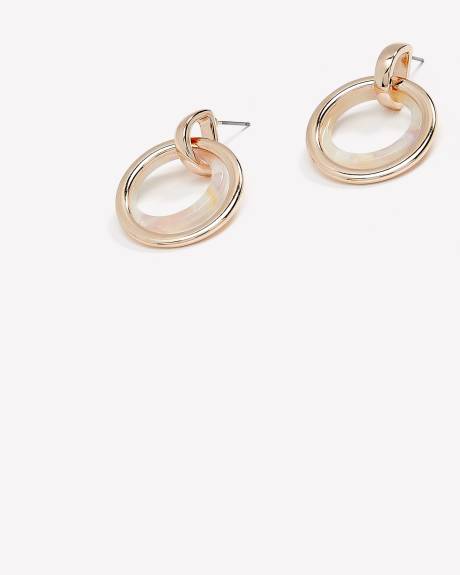 Boucles d'oreilles roses à deux anneaux