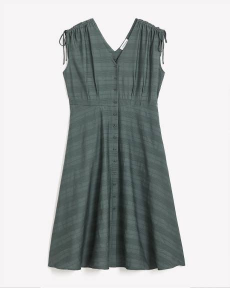 Robe boutonnée mi-longue sans manches avec col en V - Addition Elle