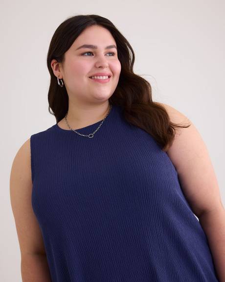 Sleeveless High Crewneck Knit Tunic