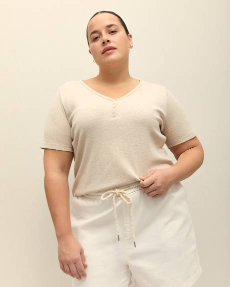 Girlfriend-Fit Ribbed Tee - PENN. Essentials