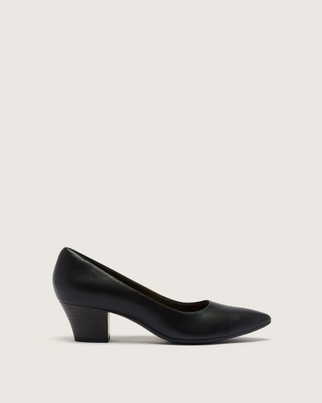 Wide Width, Teresa Step Pumps Clarks Penningtons