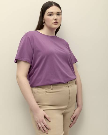 Boyfriend-Fit Short-Sleeve Crewneck T-Shirt - PENN. Essentials