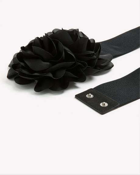 Elastic Belt with Multi Rosette Buckle Detail