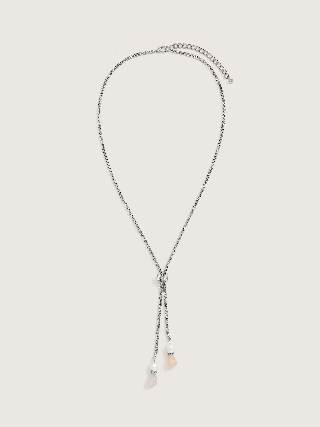 Collier long avec perles et pierres de verre