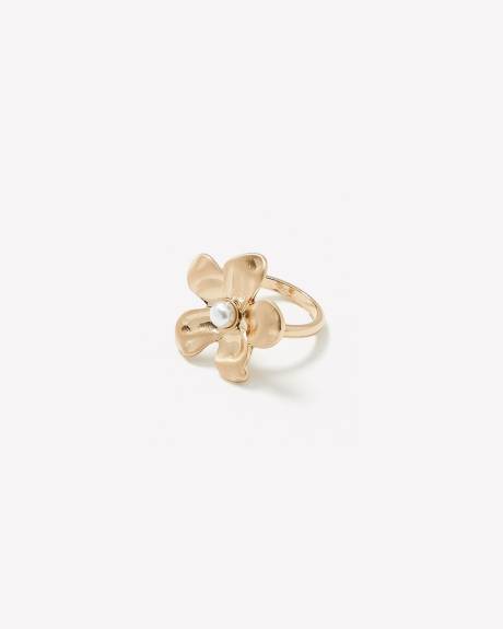 Matte Golden Flower Ring with Pearl
