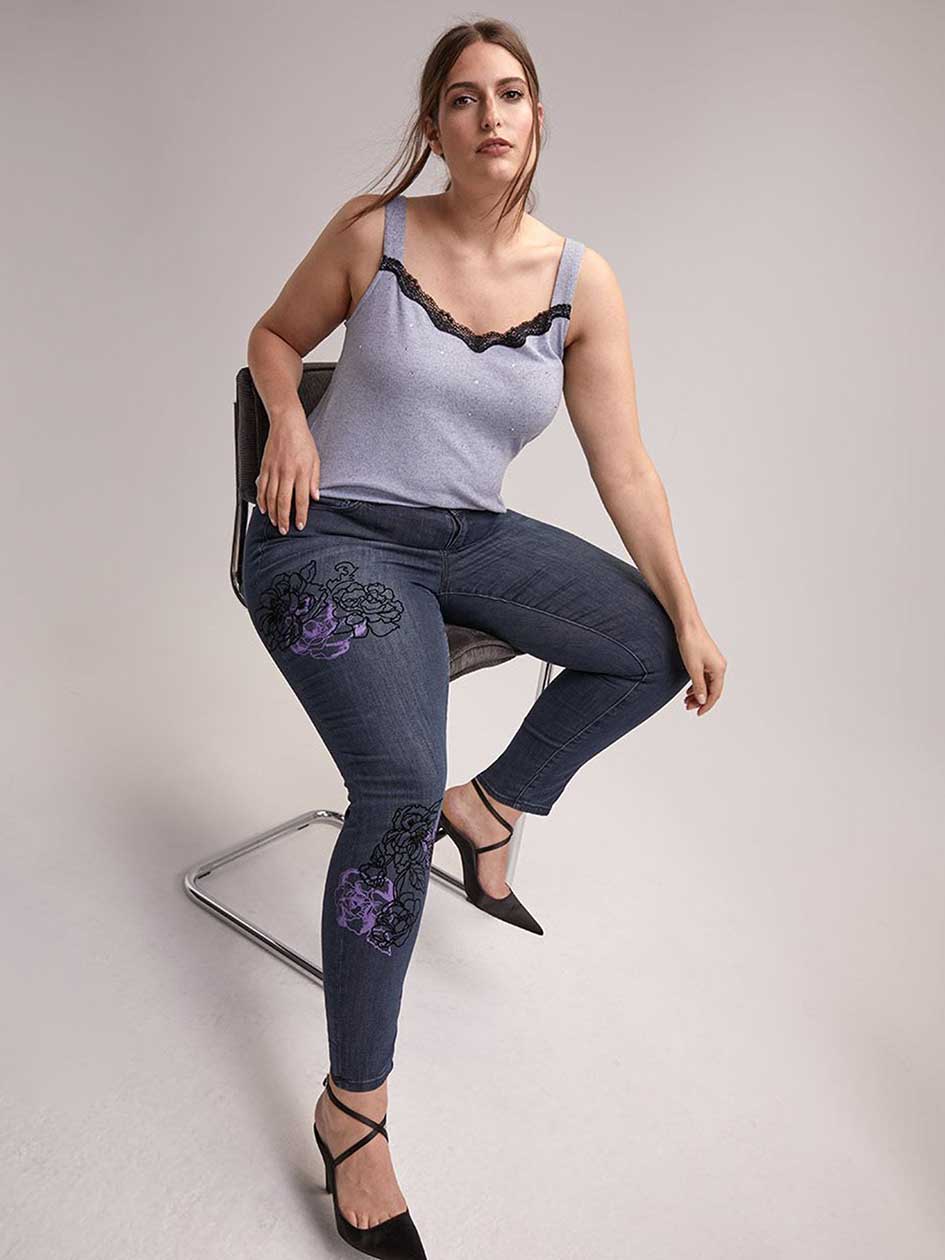 10 Best Jeans for Curvy Women – Best Plus Size Denim Brands best straight leg jeans for short curvy women jeans