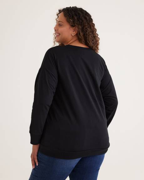 Crewneck Sweatshirt with Hello Kitty Cristmas Print