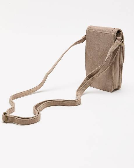 Mini sac à bandoulière en daim et orné de clous