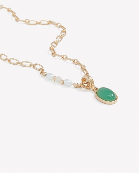 Short Golden Necklace with Green Pendant