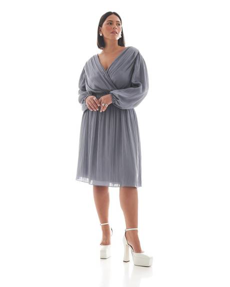 Robe bleue en satin plissé avec encolure croisée - Addition Elle