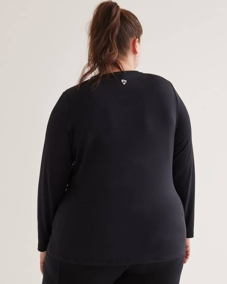 Textured V-Neck Long-Sleeve Tee - Active Zone