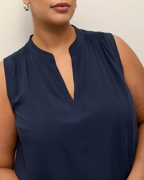 Responsible, Sleeveless Tunic Blouse