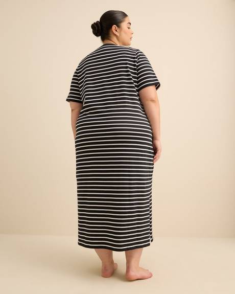 Chemise de nuit longue &agrave; manches courtes avec imprim&eacute; floral - ti Voglio