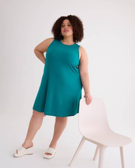 Robe évasée en tricot côtelé sans manches avec poches, tissu responsable