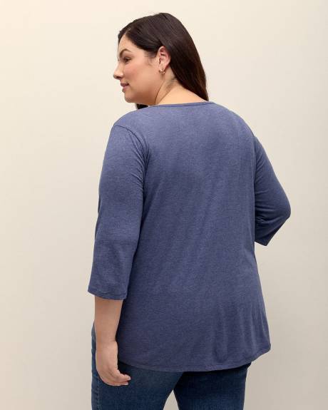 T-shirt avec col fendu, coupe girlfriend - Essentiels PENN.