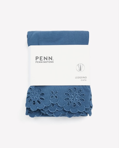 Capri Legging with Embroidery at Hem - PENN. Essentials