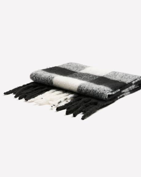 Cozy Black & White Plaid Scarf