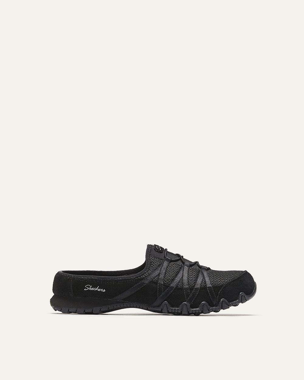 skechers relaxed fit wide width