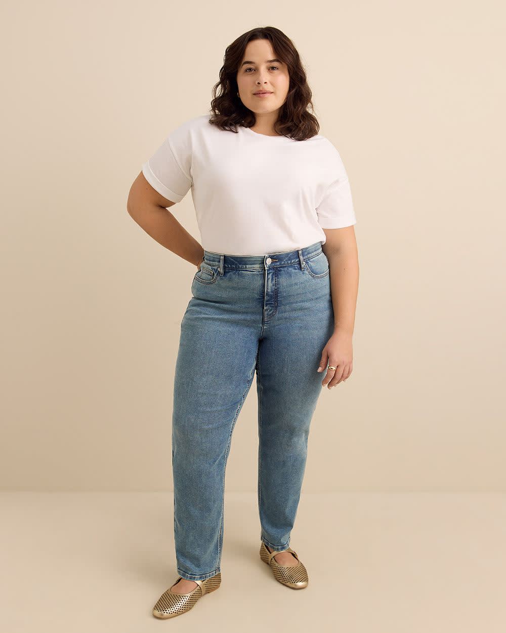 Classic-Fit Straight-Leg Mid-Rise Jean with Tummy Control - d/C JEANS