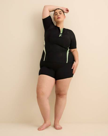 Black Short-Sleeve Rashguard with Built-In Bra - Active Zone