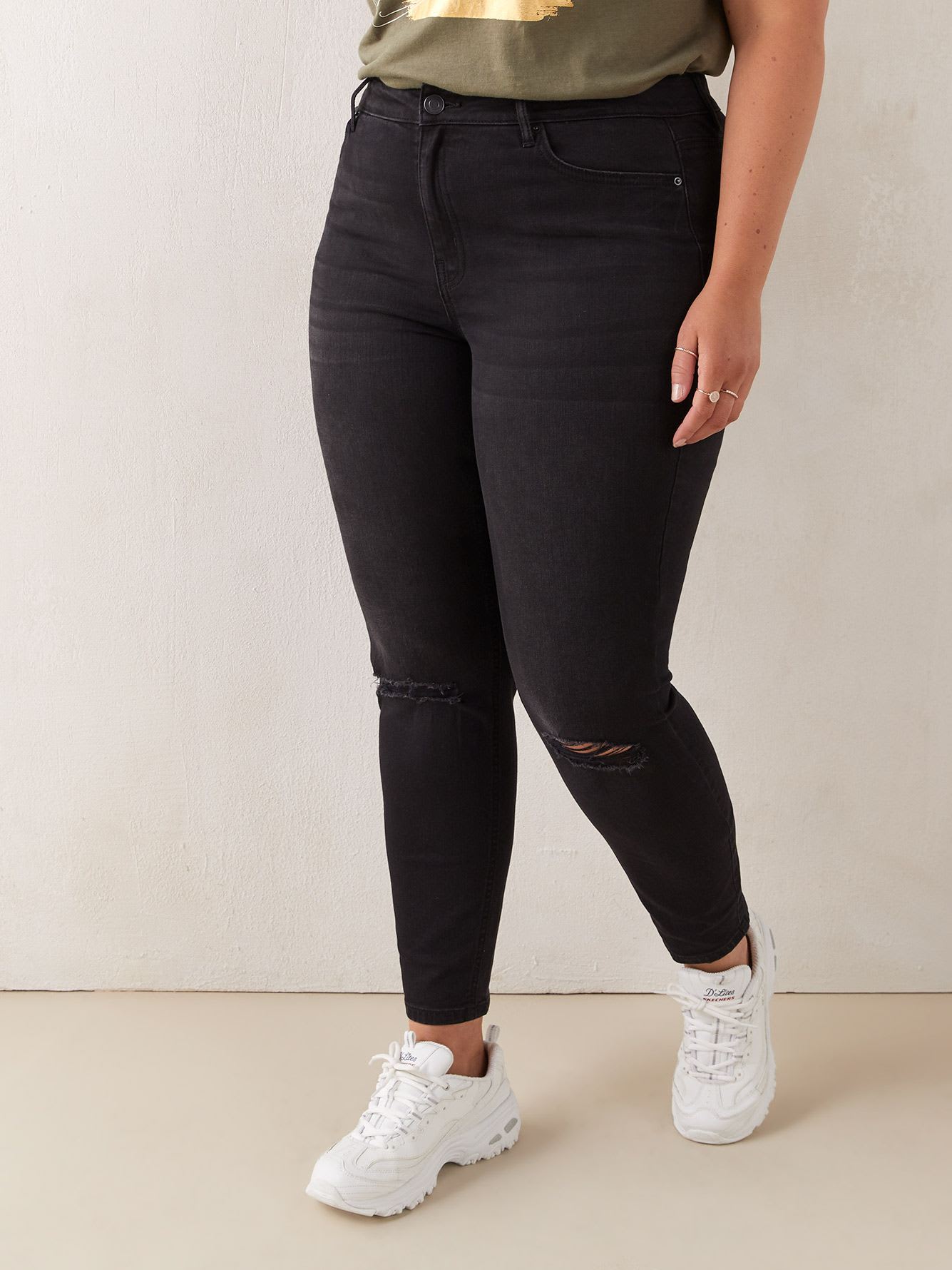 Distressed rockstar jeggings sales black