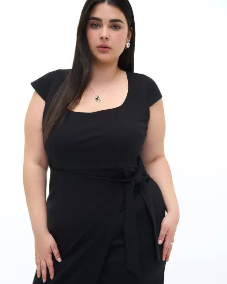 Fitted Midi Dress with Cap Sleeves and Knot - Addition Elle