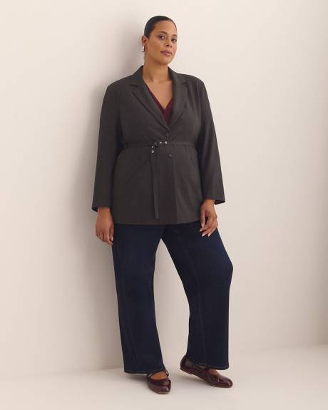 Veston à simple boutonnage avec ceinture à la taille