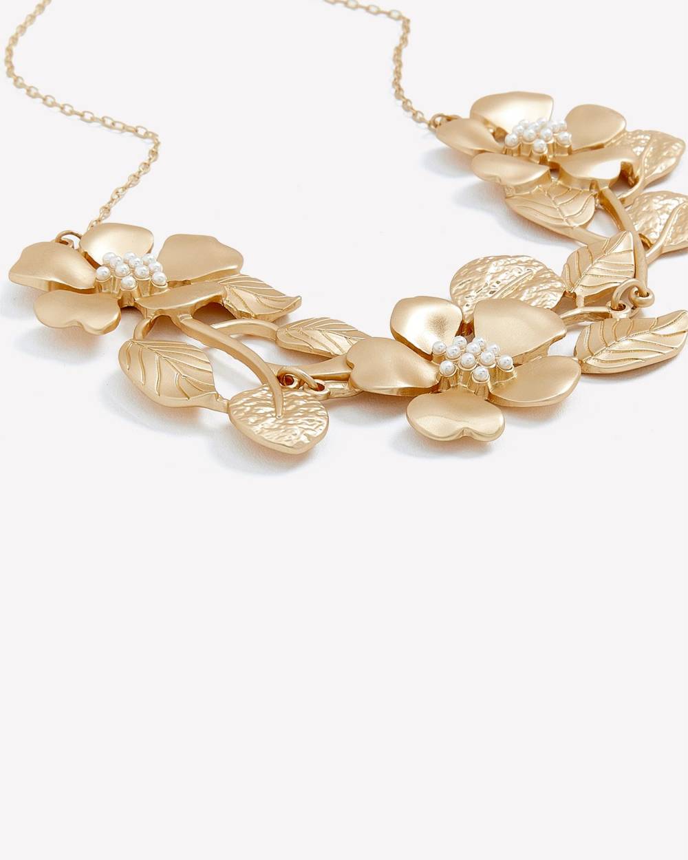 Collier court à fleurs mates