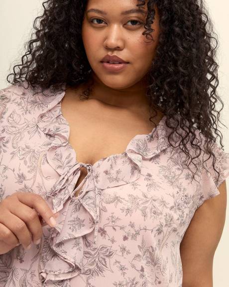 Blouse à manches courtes et col en V à volants