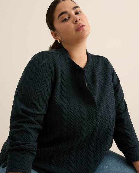 Long-Sleeve Cable Knit Buttoned Crewneck Top