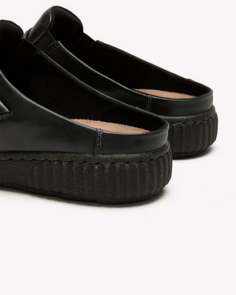 Wide Width, Caroline Bay Leather Mule - Clarks