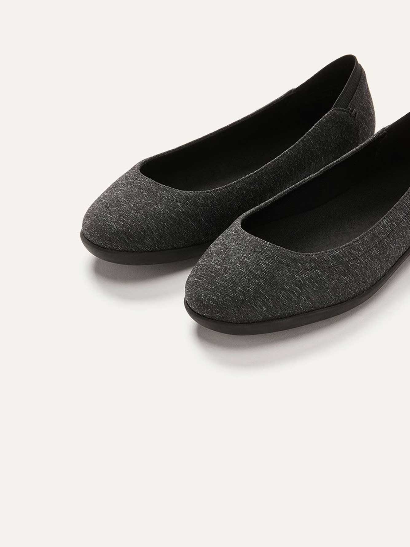 chaussures pieds très larges