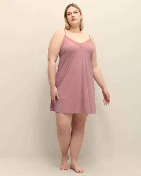 Nuisette en satin avec dentelle et soutien-gorge - Déesse Collection