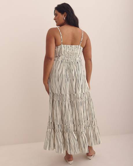 Robe longue cintrée et évasée sans manches à jupe étagée - Addition Elle