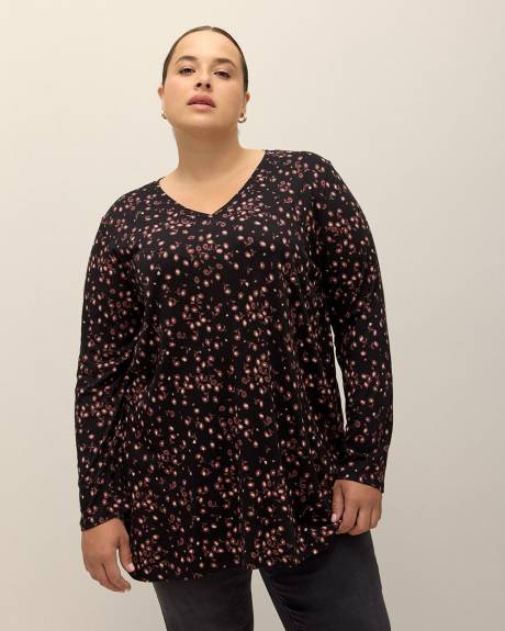 Girlfriend-Fit Long-Sleeve Tunic - PENN. Essentials