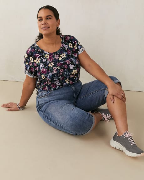 Printed U-Neck Boyfriend Tee