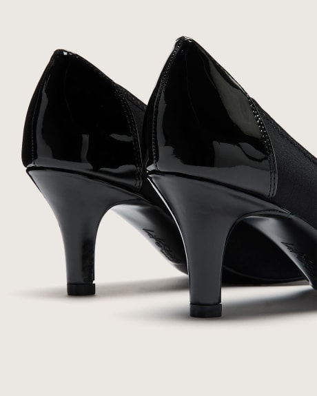 chaussure à talon retractable