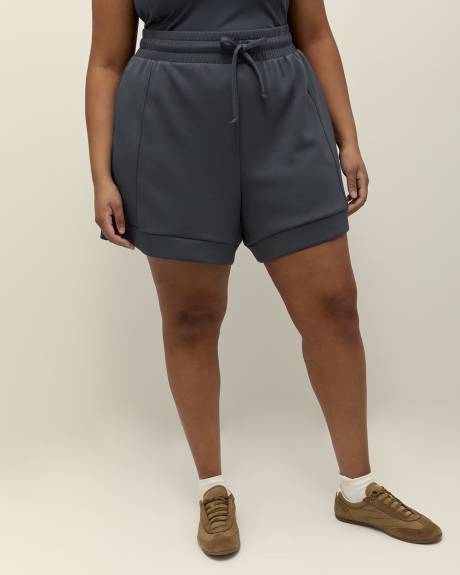 Lightweight Scuba Knit Bermuda Short - Active Zone