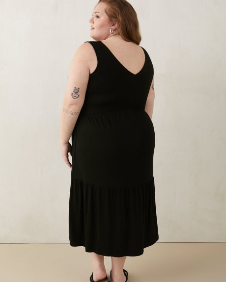 Responsible, Tiered Maxi Dress With V-Neck