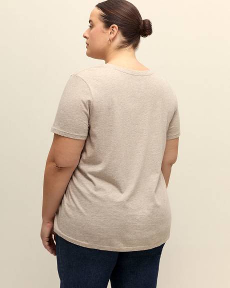 Boyfriend-Fit Short-Sleeve Tee - PENN. Essentials