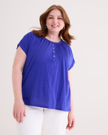 Extended-Sleeve Knit Top with Buttons