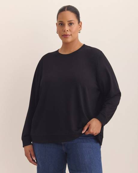 Boyfriend-Fit Crewneck Sweatshirt - PENN. Essentials