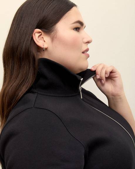 Mockneck Sweatshirt with Zipper