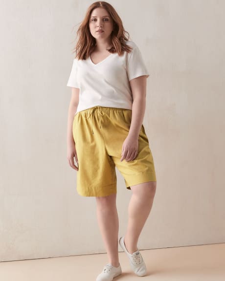 Linen Blend Boyfriend-Fit V-Neck T-Shirt - Addition Elle