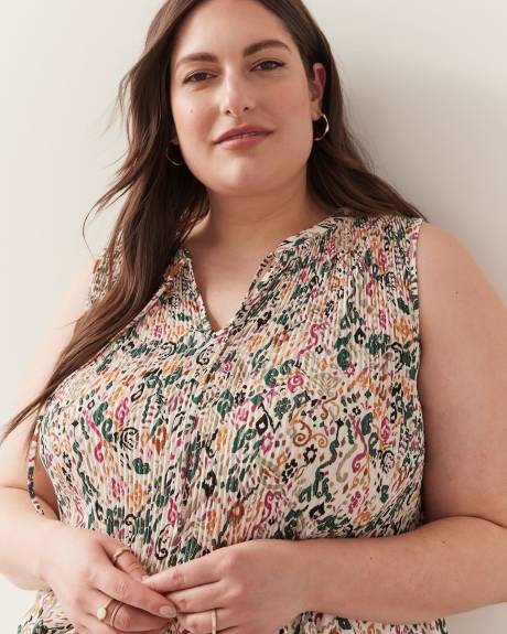 Printed Sleeveless Pleated Tunic
